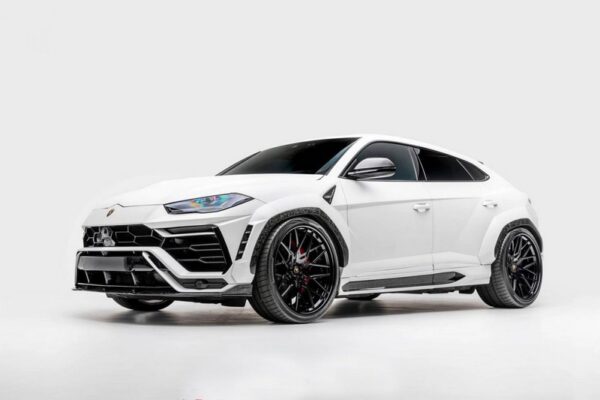 CPE Carbon Fender Arches for Lamborghini Urus