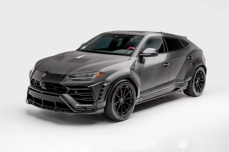 CPE 1016 Carbon Fender Arches for Lamborghini Urus