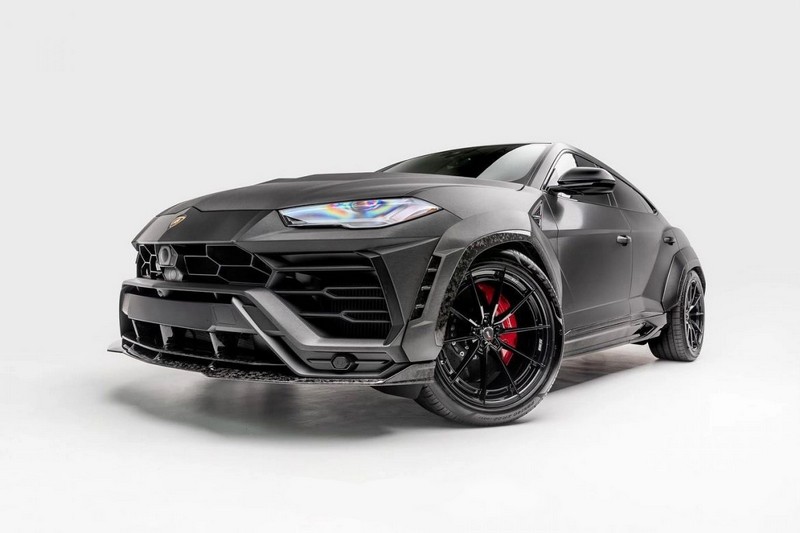CPE 1016 Carbon Fender Arches for Lamborghini Urus