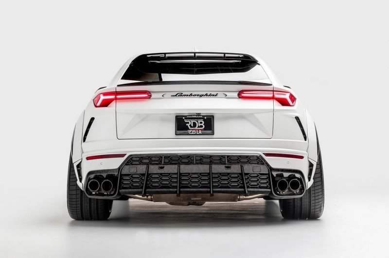 CPE 1016 Carbon Roof Spoiler for Lamborghini Urus