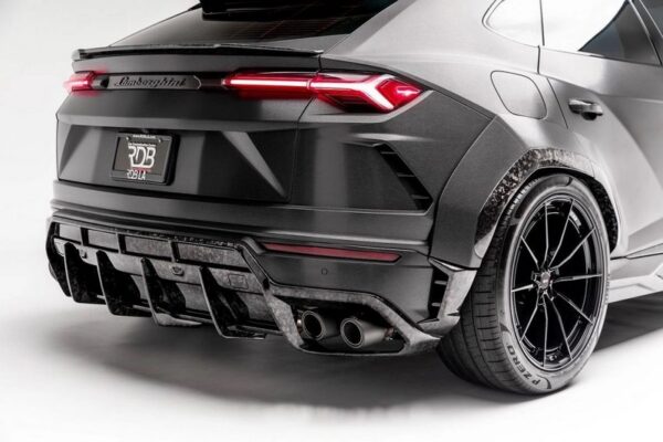 CPE Carbon Trunk Spoiler for Lamborghini Urus