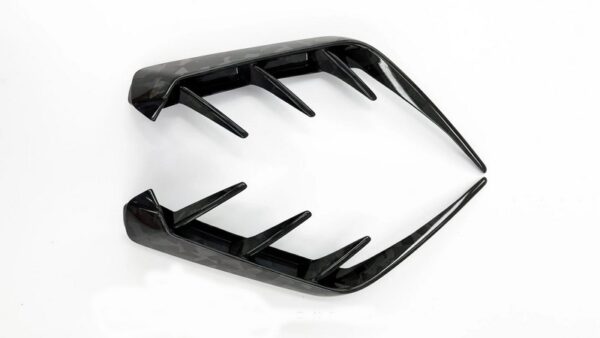 CPE Air Outtake Splitter for Lamborghini Urus