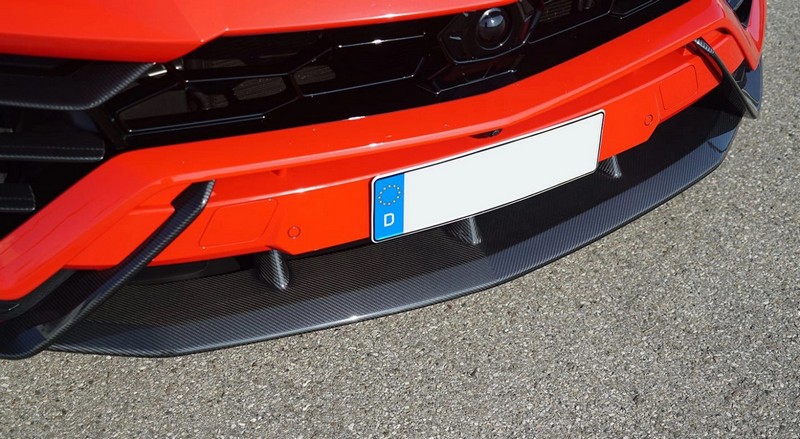 CPE Center Part Front Bumper (Original Look) for Lamborghini Urus