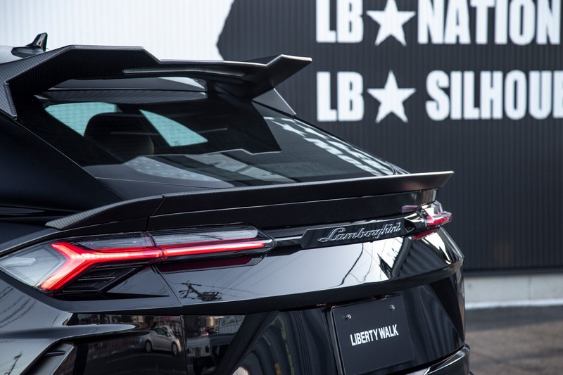 LB-Works Complete Body kit for Lamborghini Urus