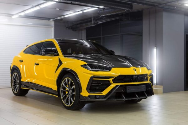 TopCar Carbon Bonnet for Lamborghini Urus
