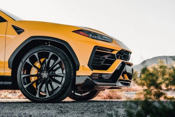 CPE Carbon Front Airducts for Lamborghini Urus