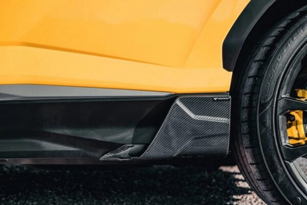 CPE Carbon Side Blades for Lamborghini Urus