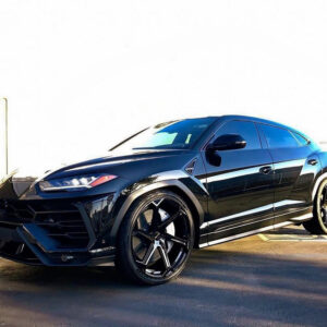 Giovanna Dalar X for Lamborghini Urus