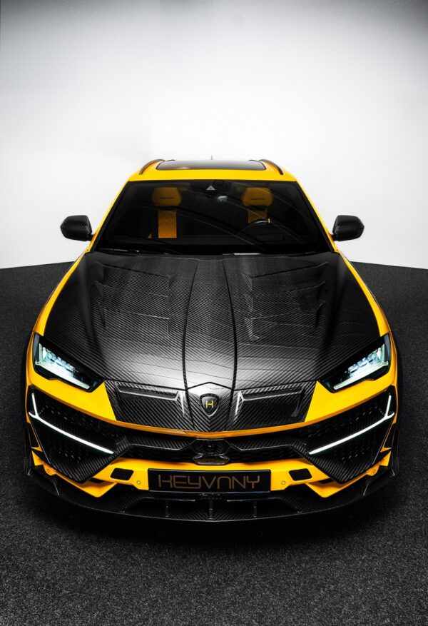 Keyvany Carbon Fiber Engine Bonnet for Lamborghini Urus