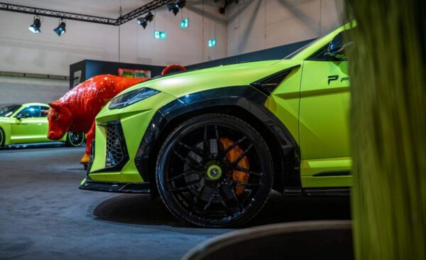 PD700 Side Frames for Front Fender Air Intakes for Lamborghini Urus