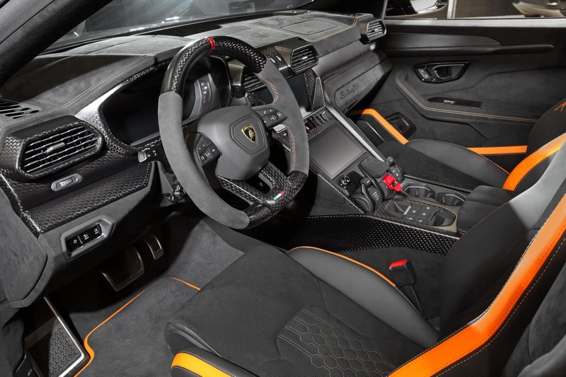 TopCar Carbon Fiber Stealth Edition Interior Parts Package – Lamborghini Urus R'EVO Stealth Edition