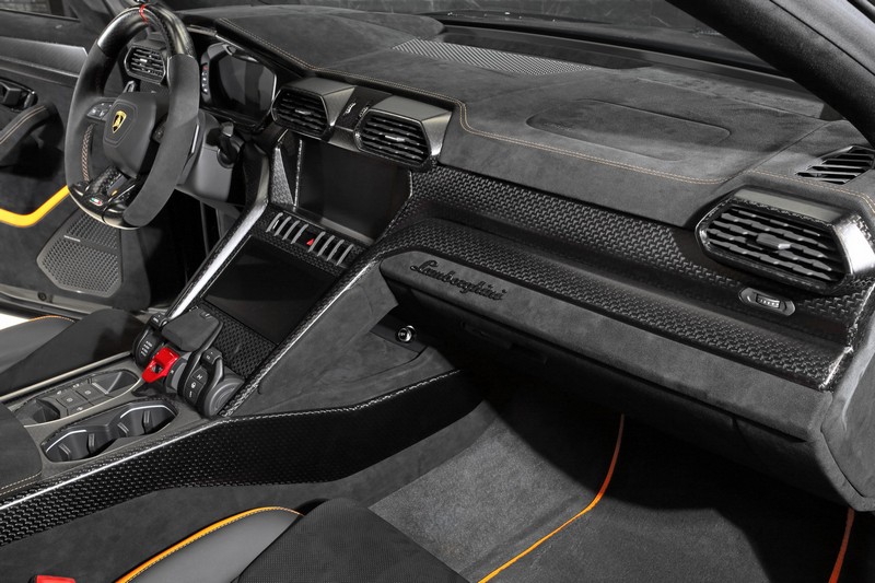 TopCar Carbon Fiber Stealth Edition Interior Parts Package – Lamborghini Urus R'EVO Stealth Edition
