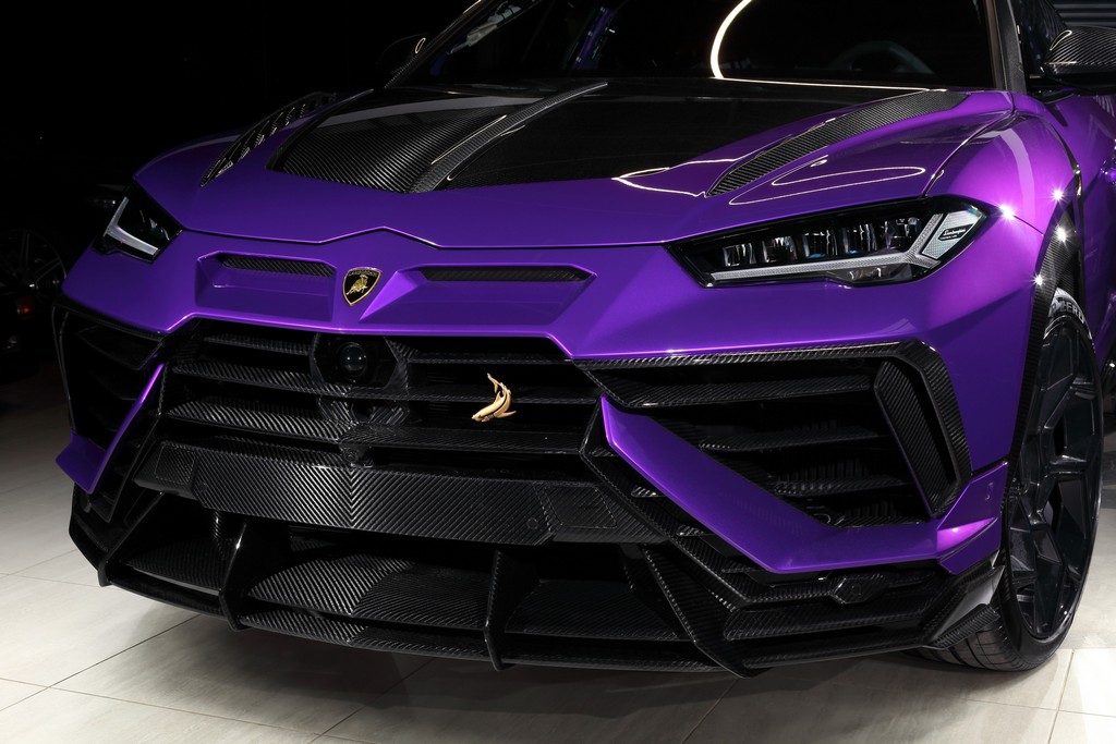 TopCar Carbon Front Bumper Top Part for Lamborghini Urus R'EVO Stealth Edition