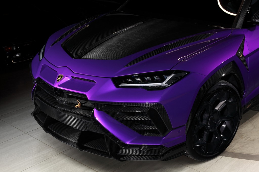 topcar_stealth_carbon_fiber_front_bumper_top_part_for_lamborghini_urus_revo_stealth_edition_new