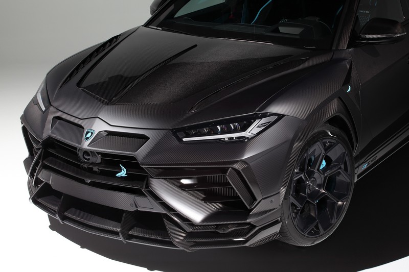 TopCar Body Kit with Carbon Parts for URUS R'Evo Carbon Edition