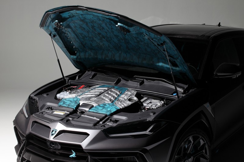 TopCar Body Kit with Carbon Parts for URUS R'Evo Carbon Edition