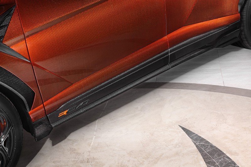 TopCar Stealth Carbon Side Skirts, 6 pcs for URUS R’Evo Stealth Edition