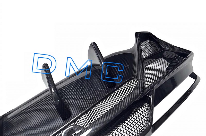 Carbon Fiber Rear Diffuser: Fits the OEM Lamborghini Urus Performante & S