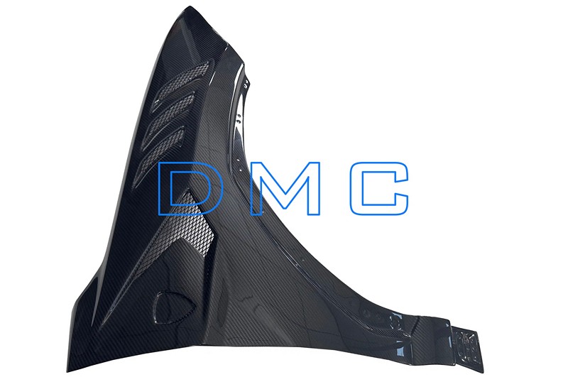 Carbon Fiber Wide Body Kit: Fits the OEM Lamborghini Urus Performante & S