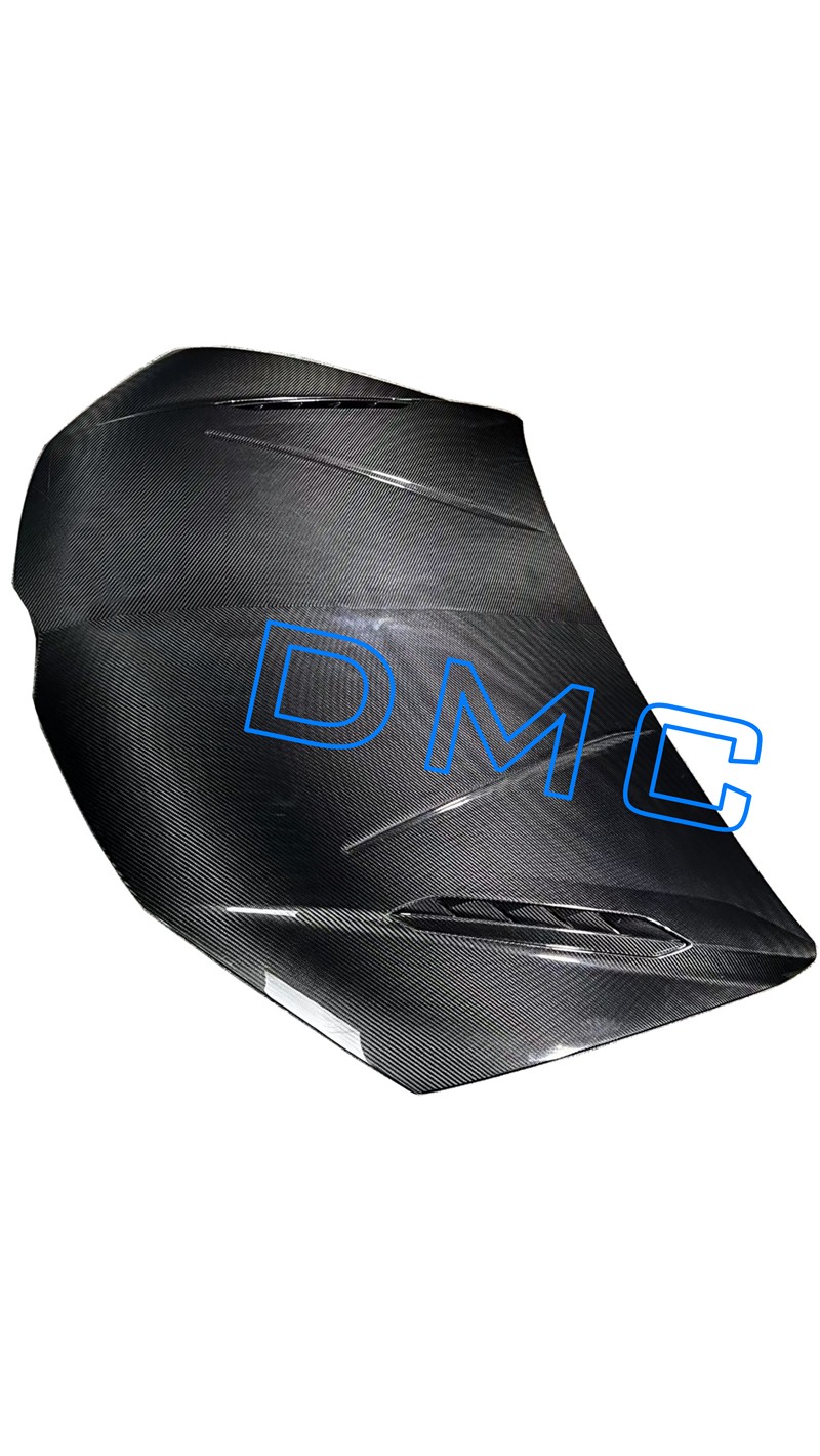 DMC Carbon Fiber Front Hood / Engine Bonnet for Lamborghini Urus Performante & Urus S